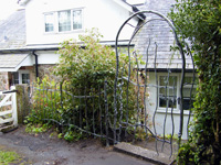 Metal Gates Devon